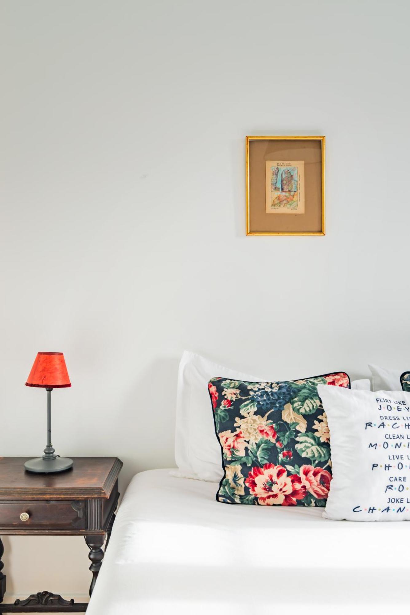Monica'S Place A Friends' Inspired Apartment Lissabon Exterior foto